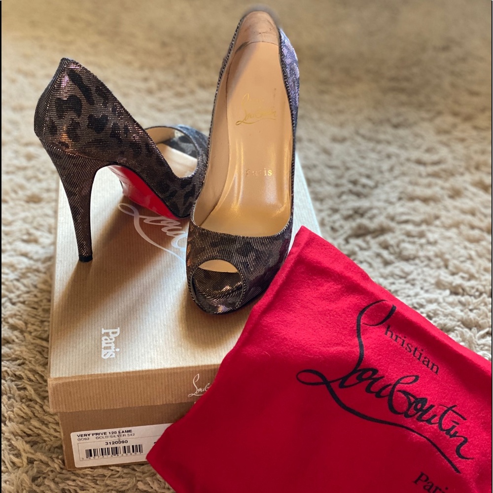 Christian Louboutins size woman’s 36